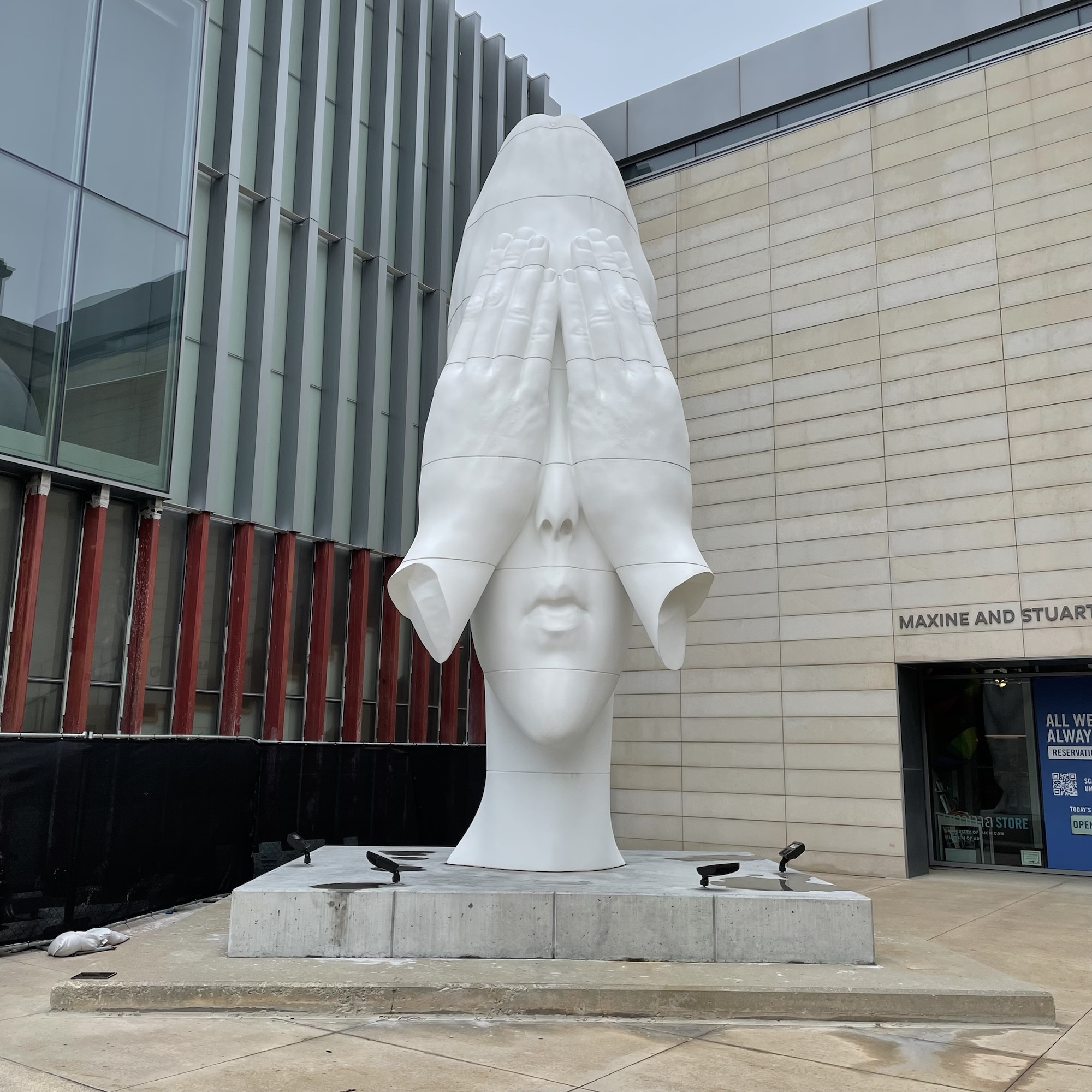UMMA exterior