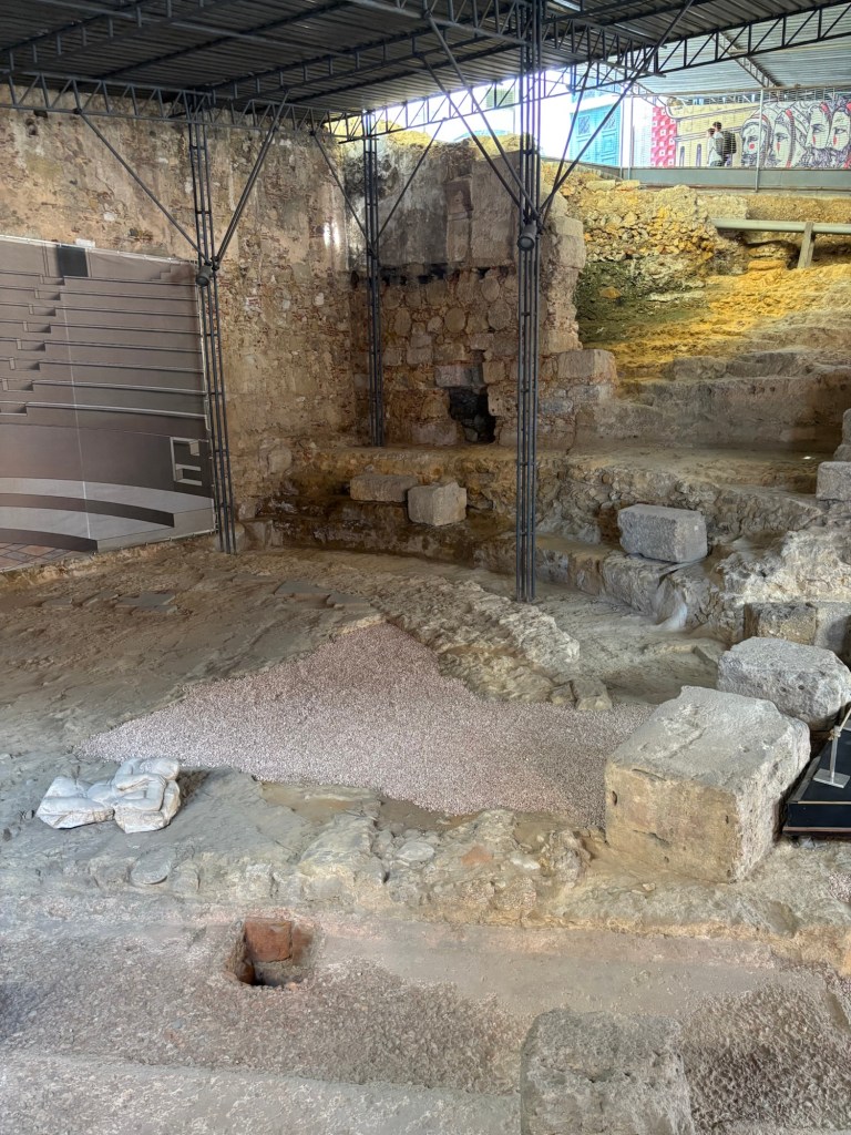 roman theatre lisbon
